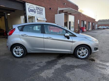 FORD FIESTA 1.5 TDCi Zetec